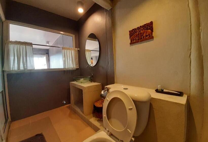 إستديو قياسى مزود بشرفة, Pingplalee Resort Chasorn