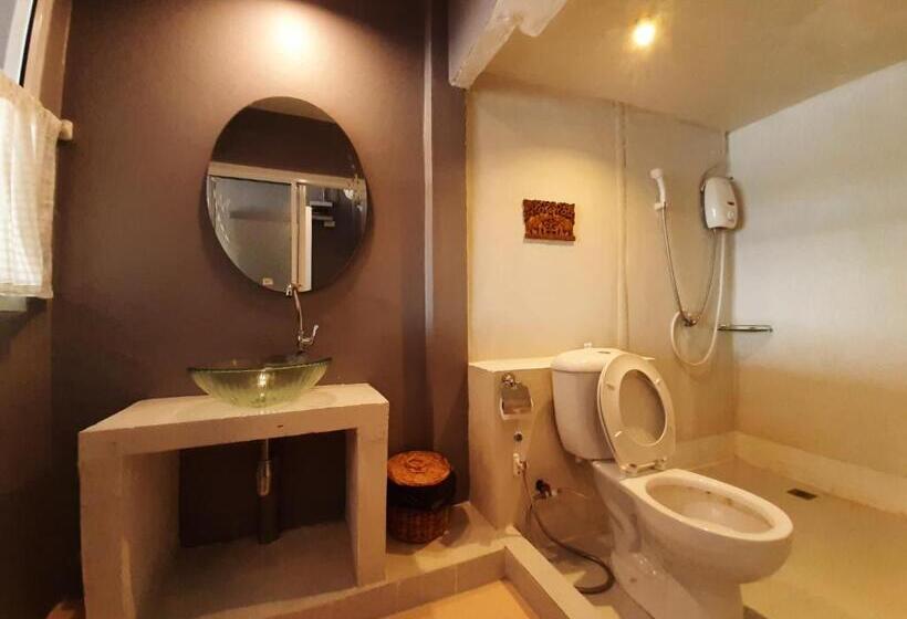 إستديو قياسى مزود بشرفة, Pingplalee Resort Chasorn