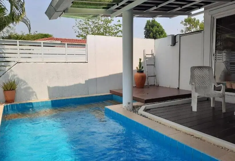スタンダードスタジオ, Pingplalee Resort Chasorn