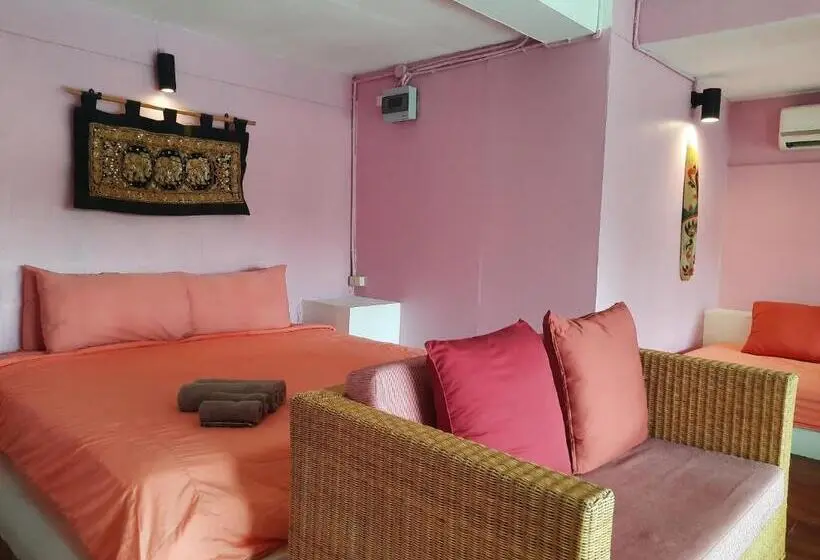 Deluxe room with river view, Pingplalee Resort Chasorn