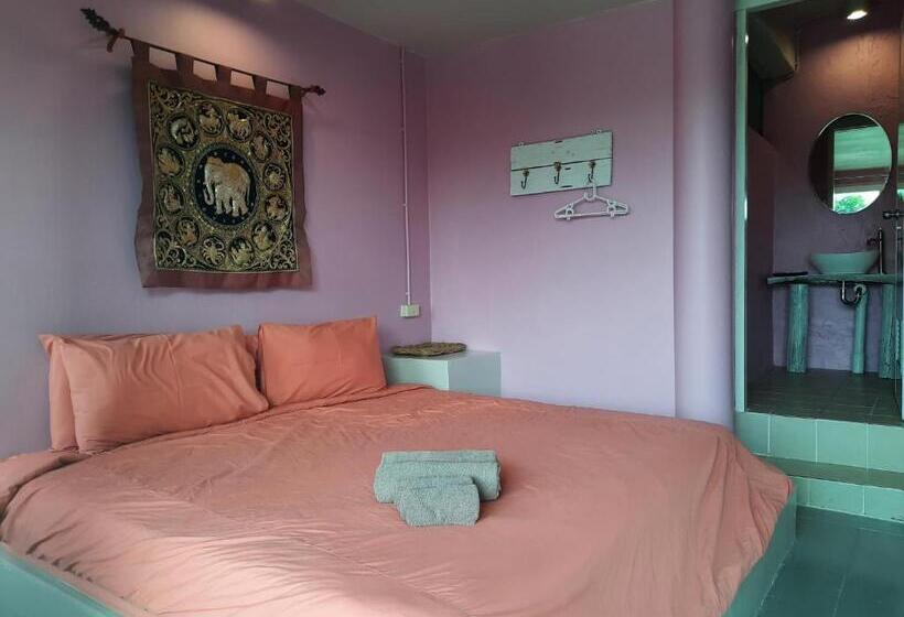 غرفة أساسية مزودة بشُرفة, Pingplalee Resort Chasorn