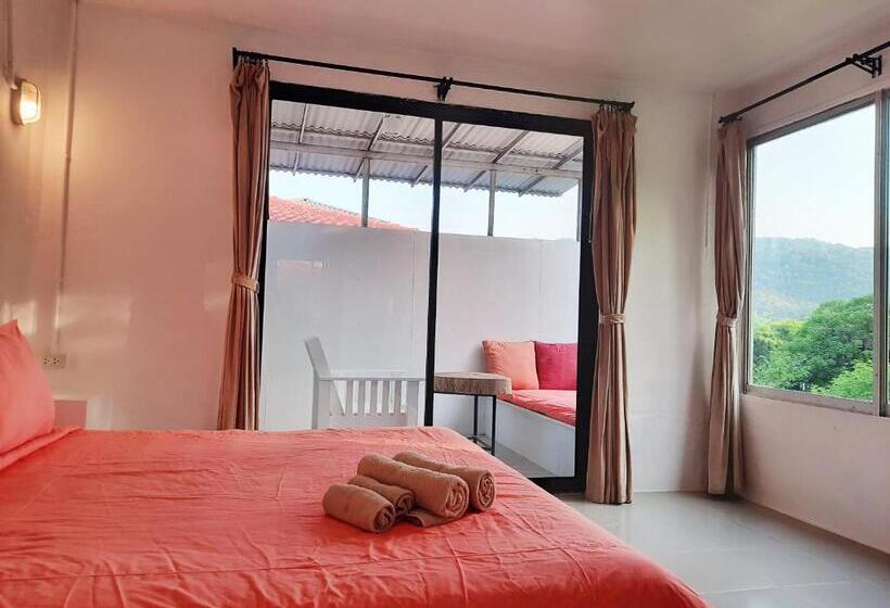 غرفة قياسية مزوَّدة بشُرفة, Pingplalee Resort Chasorn