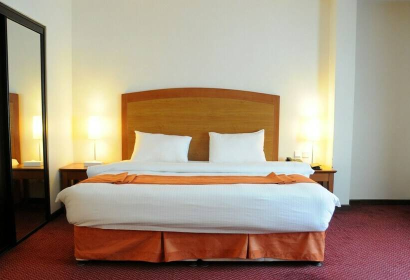 Полулюкс, Hala Hotel Alkhobar