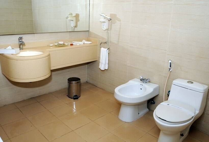 سوییت جونیور, Hala Hotel Alkhobar