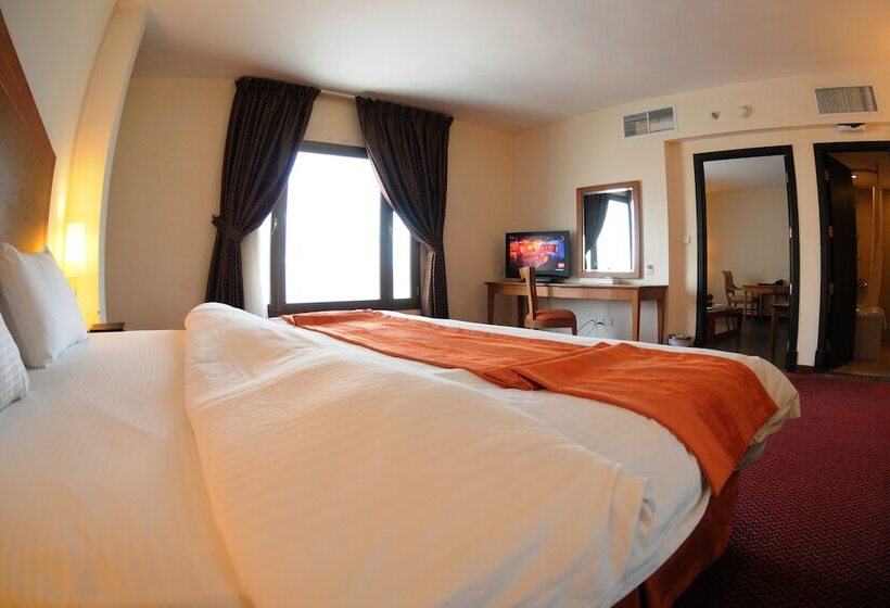 Полулюкс, Hala Hotel Alkhobar