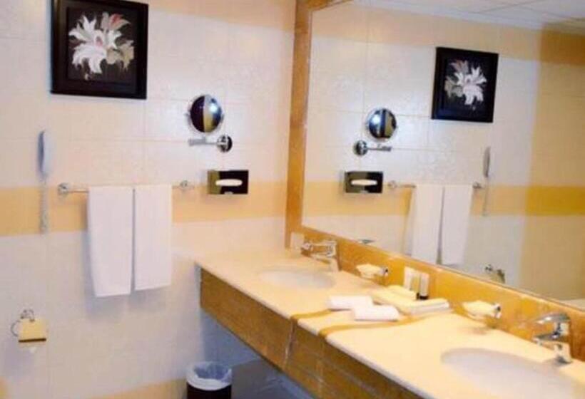 Трехместный Президентский, Al Ghufran Safwah Hotel Makkah