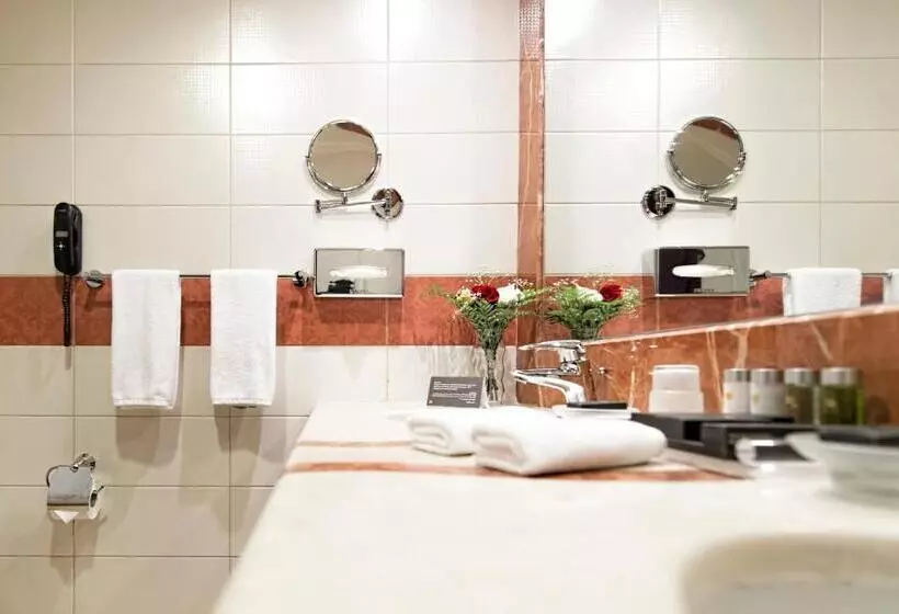Standard Neljän Hengen Huone, Al Ghufran Safwah Hotel Makkah