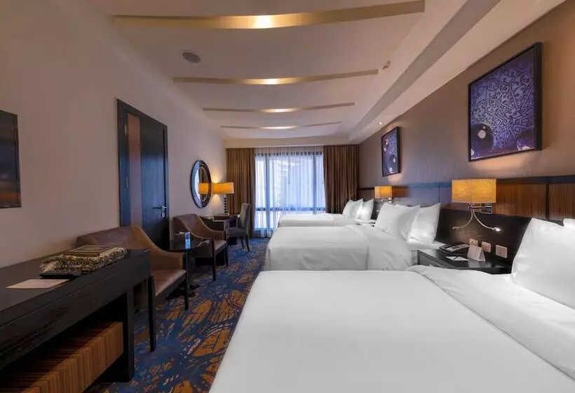 Superior Kolmen Hengen Huone, Al Ghufran Safwah Hotel Makkah