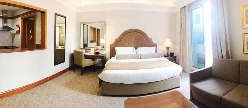 استودیوی استاندارد, Ayla