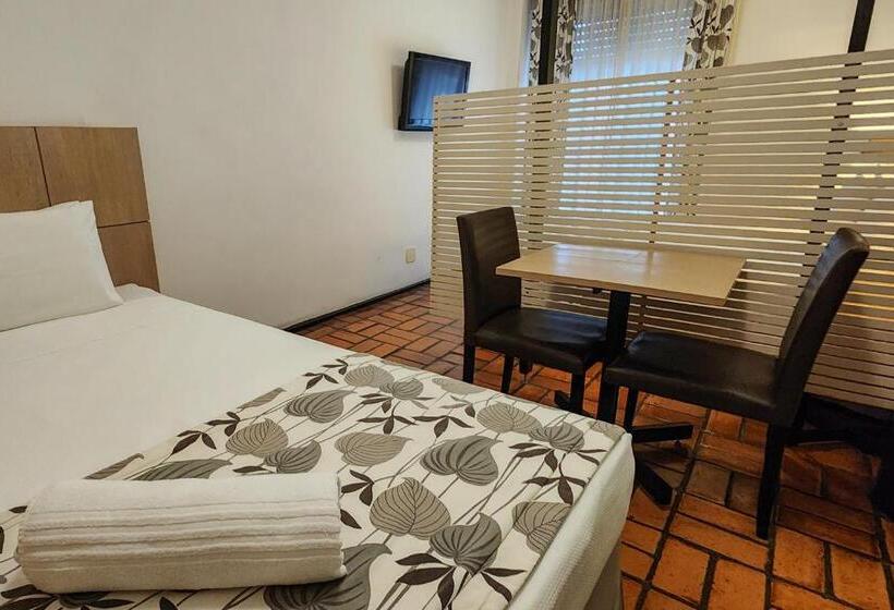 Трехместный Номер Superior, Ferraretto Guarujá Hotel & Spa