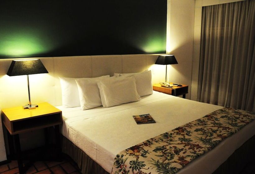 Номер Deluxe, Ferraretto Guarujá Hotel & Spa