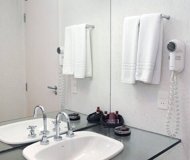 Номер Superior, Ferraretto Guarujá Hotel & Spa