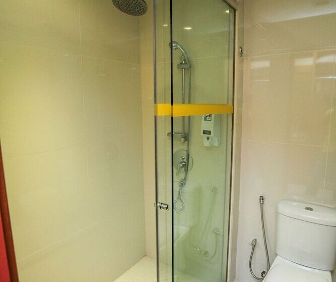 اتاق استاندارد, New Cape Inn