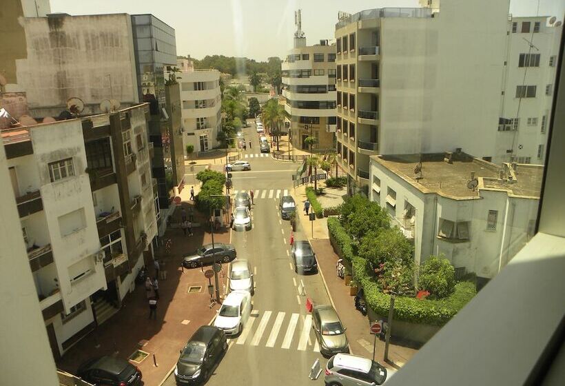 חדר סטנדרט יחיד, Rive