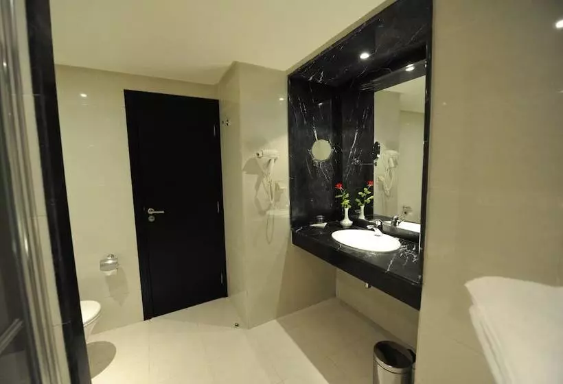 اتاق استاندارد, Rive