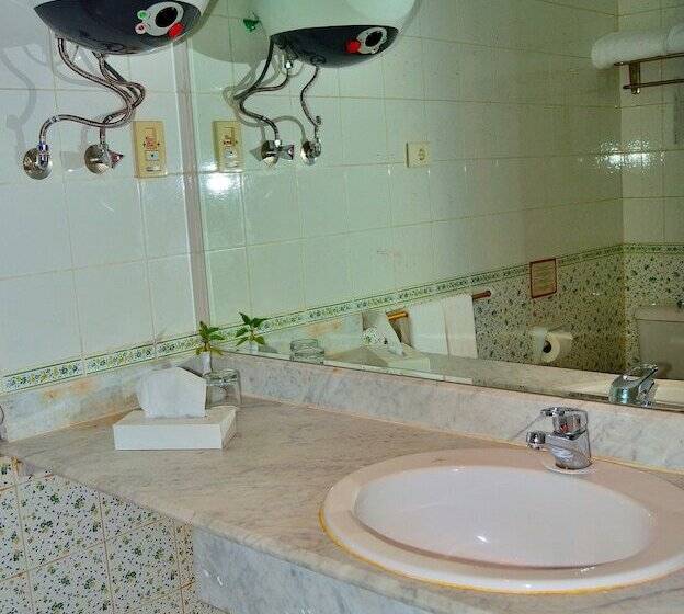 חדר סטנדרט עם מיטת קווין, JAZ Neo Naama Bay