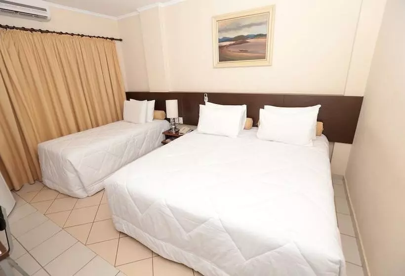 اتاق استاندارد سه نفره, Imperador Palace Hotel Franca