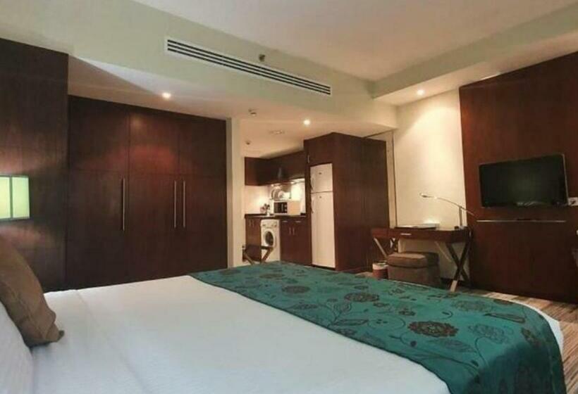Студия Классика, Phoenix Plaza Hotel Apartments