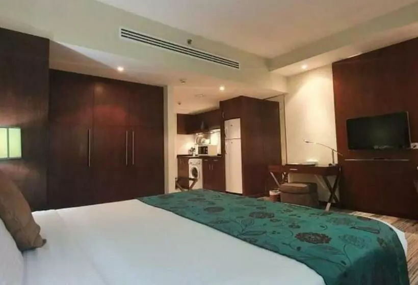 クラシックスタジオ, Phoenix Plaza Hotel Apartments