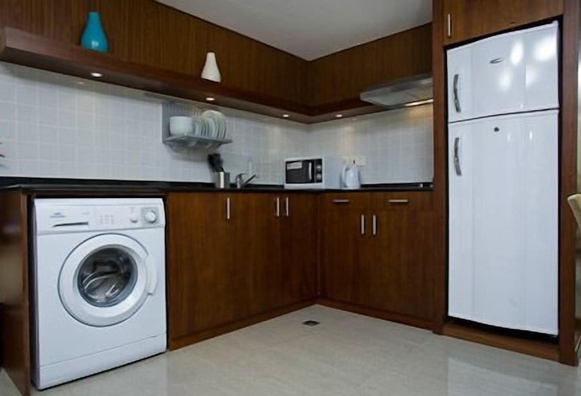 Студия Классика, Phoenix Plaza Hotel Apartments