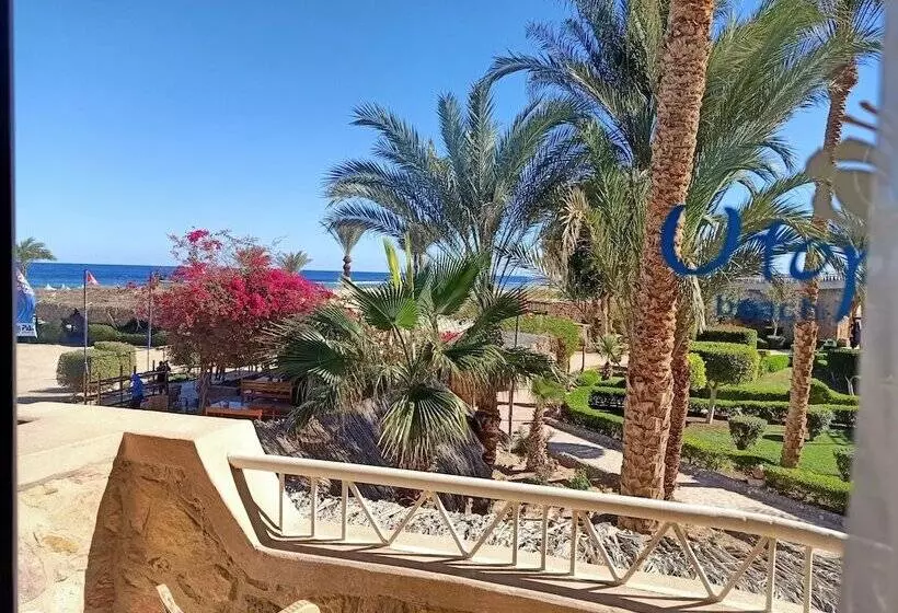 اتاق لوکس با چشمانداز دریا, Utopia Beach Club
