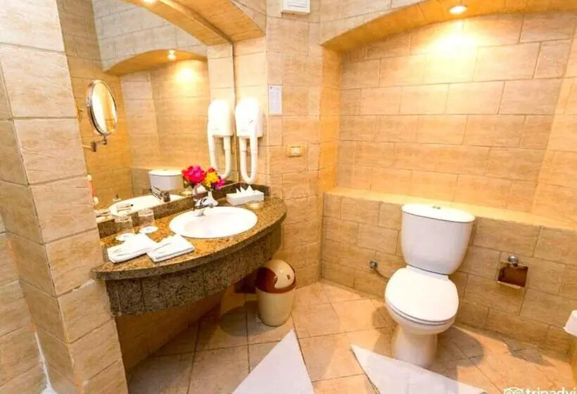 اتاق سوپریور با چشم‌انداز دریا, Utopia Beach Club