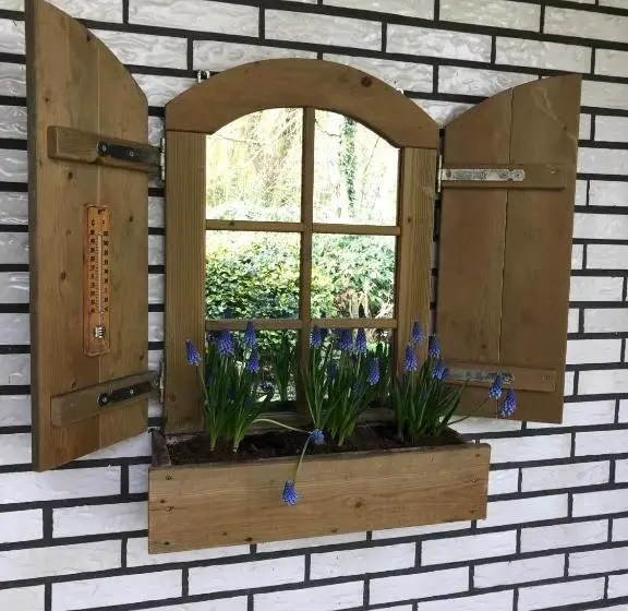 スタンダードルーム, De Drie Berken