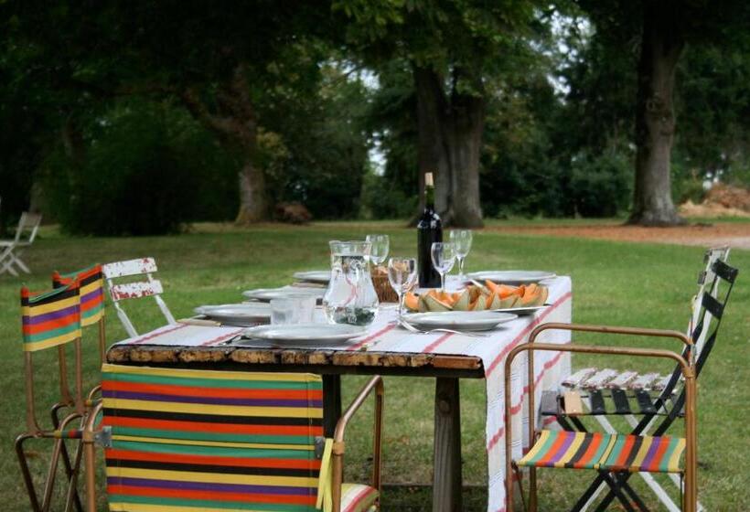 Номер Стандарт Вид на Сад, La Chambre De La Tour