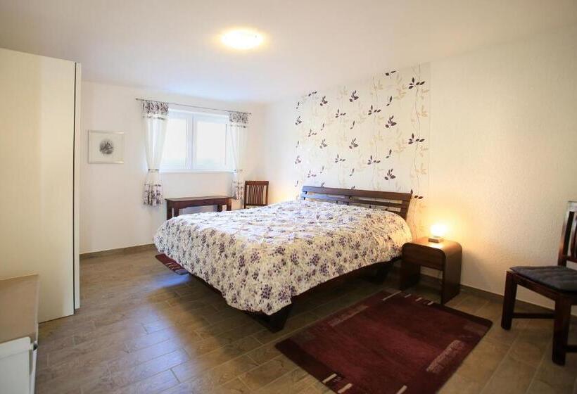 Апартаменты 2 Спальни, Hainhof Gaestewohnungen