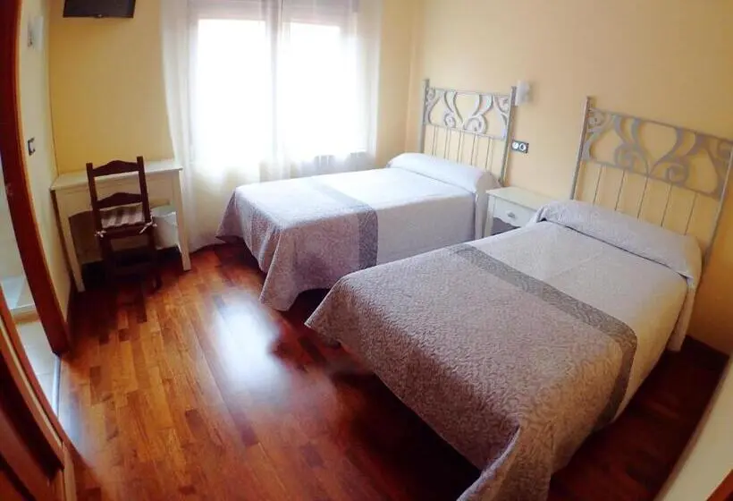 スタンダードルーム, Hostal Plaza Mayor Carrión De Los Condes