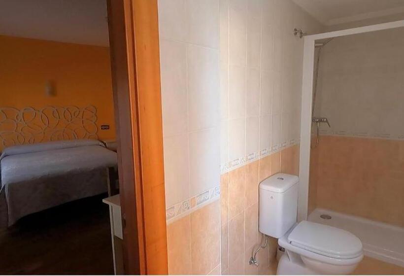 اتاق لوکس, Hostal Plaza Mayor