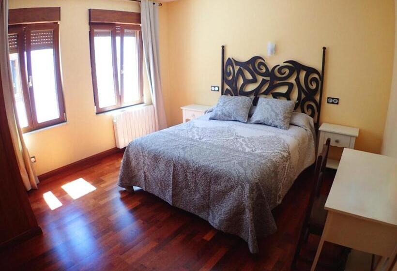 اتاق لوکس, Hostal Plaza Mayor