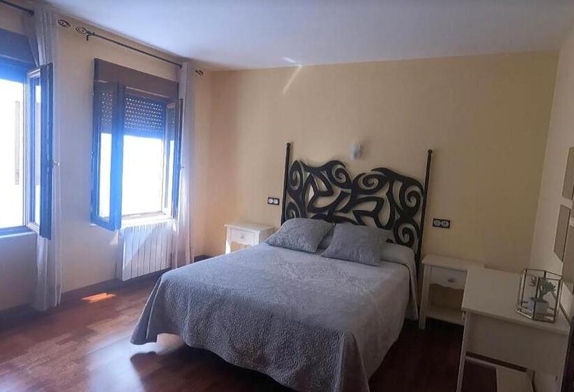 Номер Deluxe, Hostal Plaza Mayor