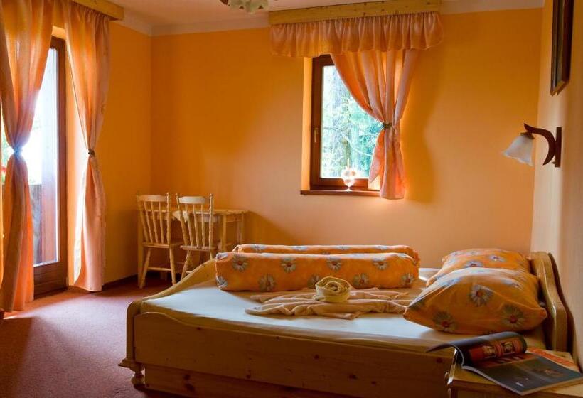 חדר סטנדרט עם מרפסת, Penzionharmonia Eu