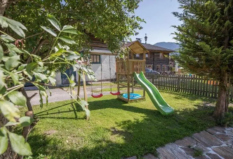 Huoneisto 2 Makuuhuonetta, Aparthotel Paradies   Schrempfgut