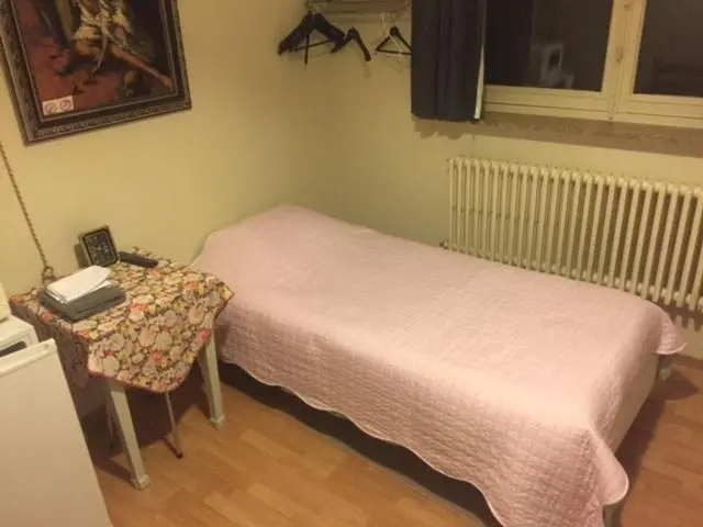 スタンダードシングルルーム, B&b House Caesekin