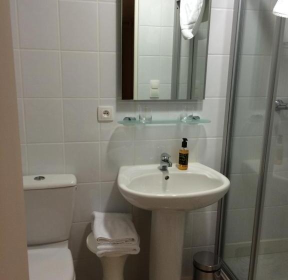 غرفة قياسية ثلاثية, Chambres D Hotes Karine Smej