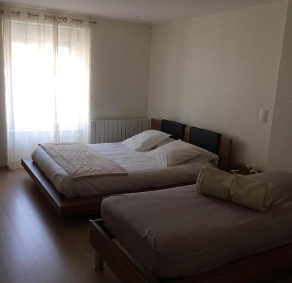 غرفة قياسية ثلاثية, Chambres D Hotes Karine Smej