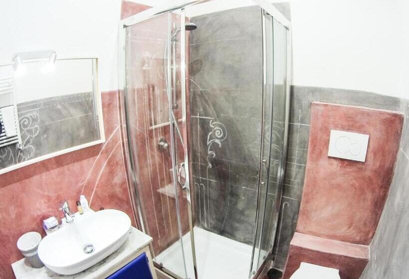 اتاق لوکس, L Architetto