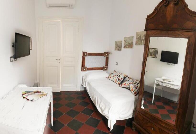 اتاق استاندارد یک نفره, L Architetto