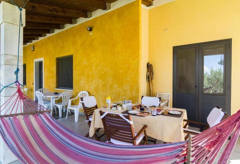 חדר סופריור נוף לגינה, A Villa Ada B&b