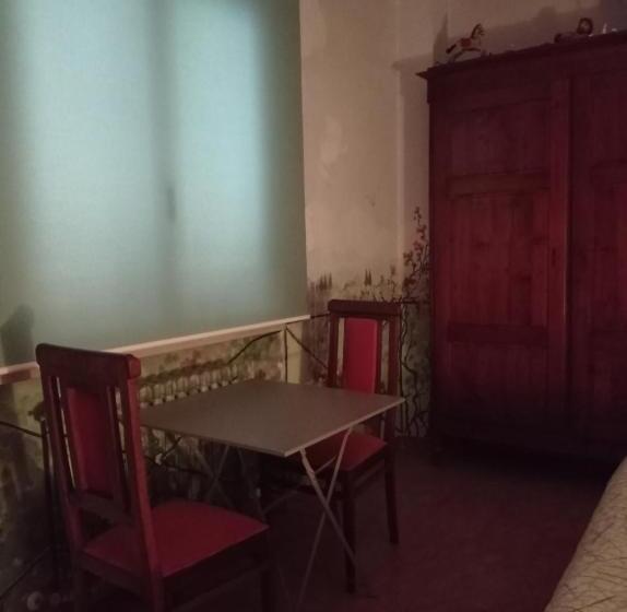 スタンダードルーム, B&b I Sassetti