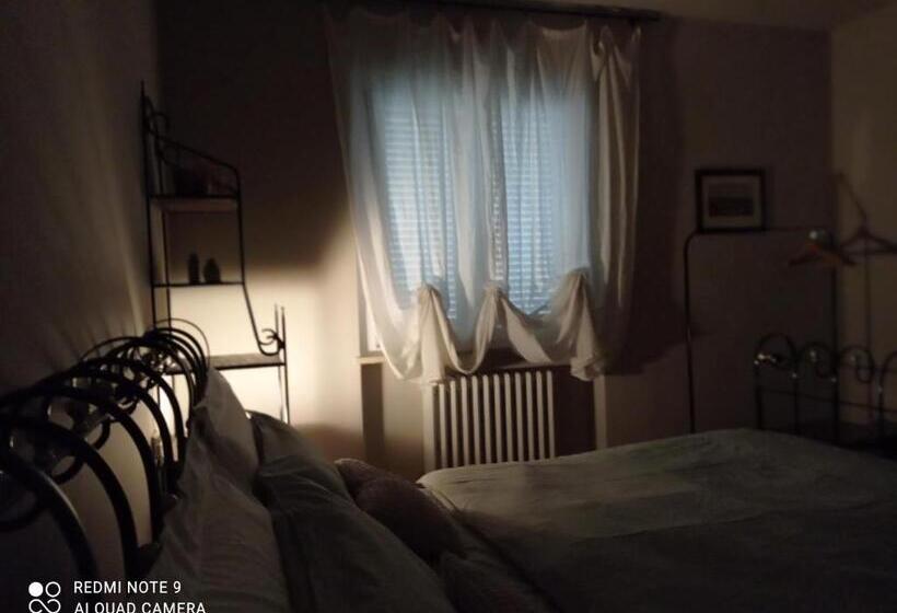 ガーデンビュースタンダードルーム, B&b I Sassetti