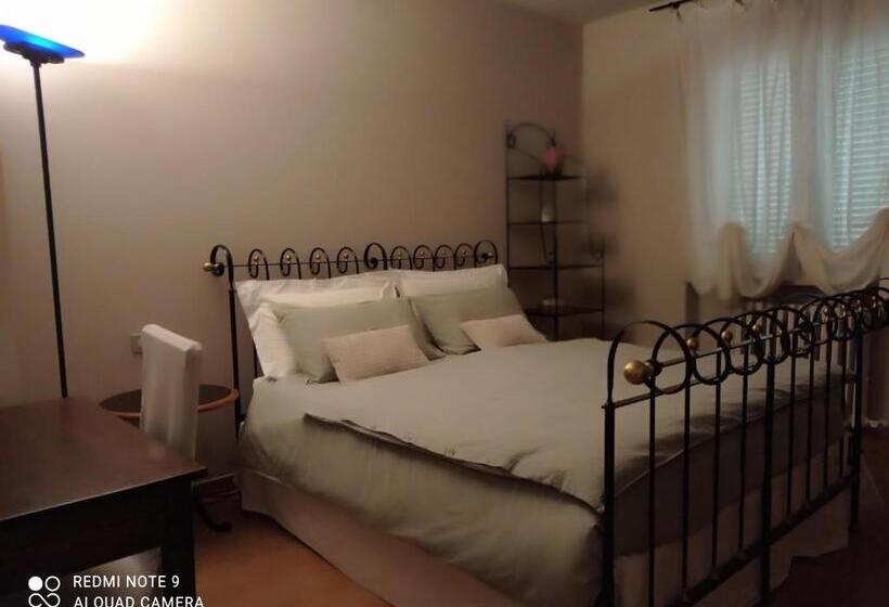 ガーデンビュースタンダードルーム, B&b I Sassetti