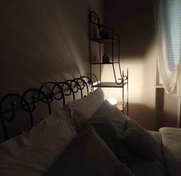 ガーデンビュースタンダードルーム, B&b I Sassetti