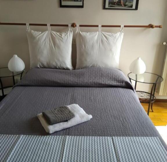 חדר סטנדרט חדר אמבטיה משותף, B&b Il Glicine Di Basiglio