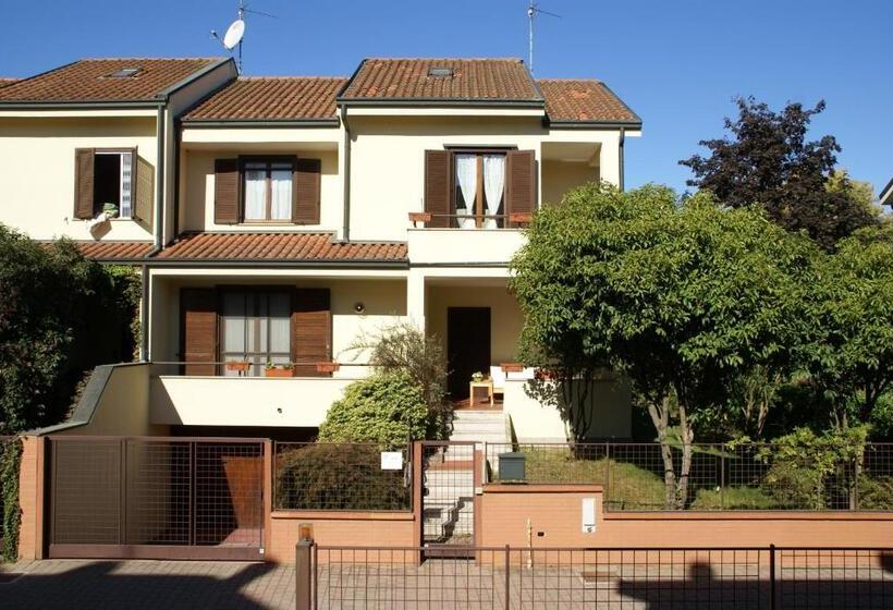 חדר סטנדרט חדר אמבטיה משותף, B&b Il Glicine Di Basiglio