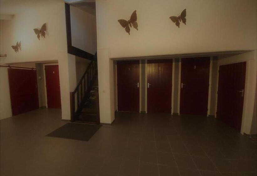 غرفة عائلية, De Hammerhoeve