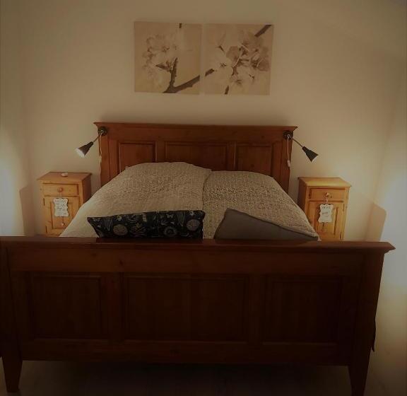 חדר סטנדרט לשלושה, De Hammerhoeve