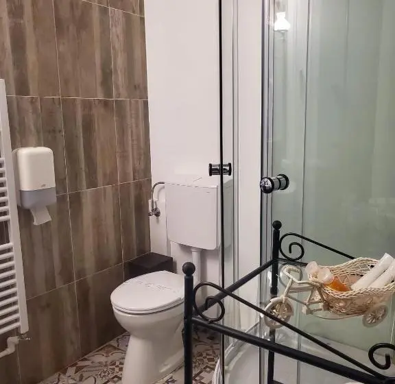 Junior Suite, Hanu Lu Mos Opinca